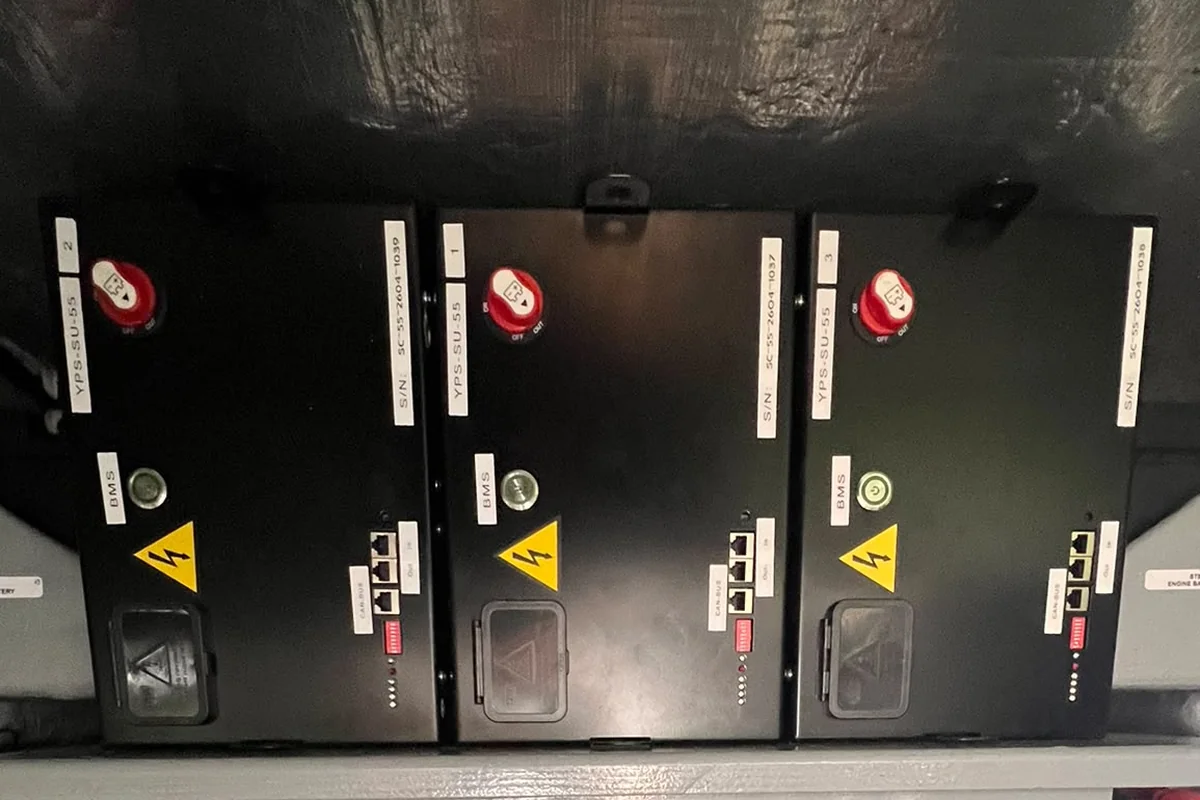 Modules de stockage Yacht Power à bord, prêts pour l'hivernage des batteries du bateau